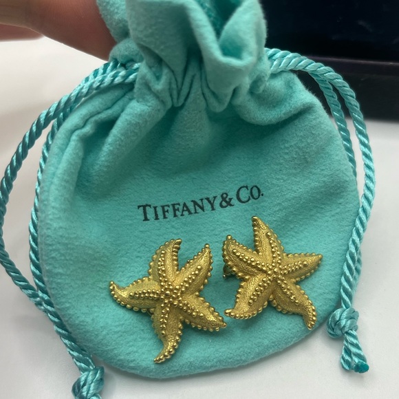 Tiffany & Co. 18K Yellow Gold Textured Starfish Earrings - Picture 1 of 7
